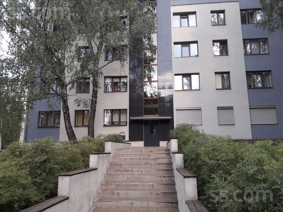 Mežaparks, Ezermalas 4a