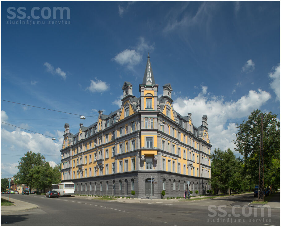 Centrs, Valmieras 28